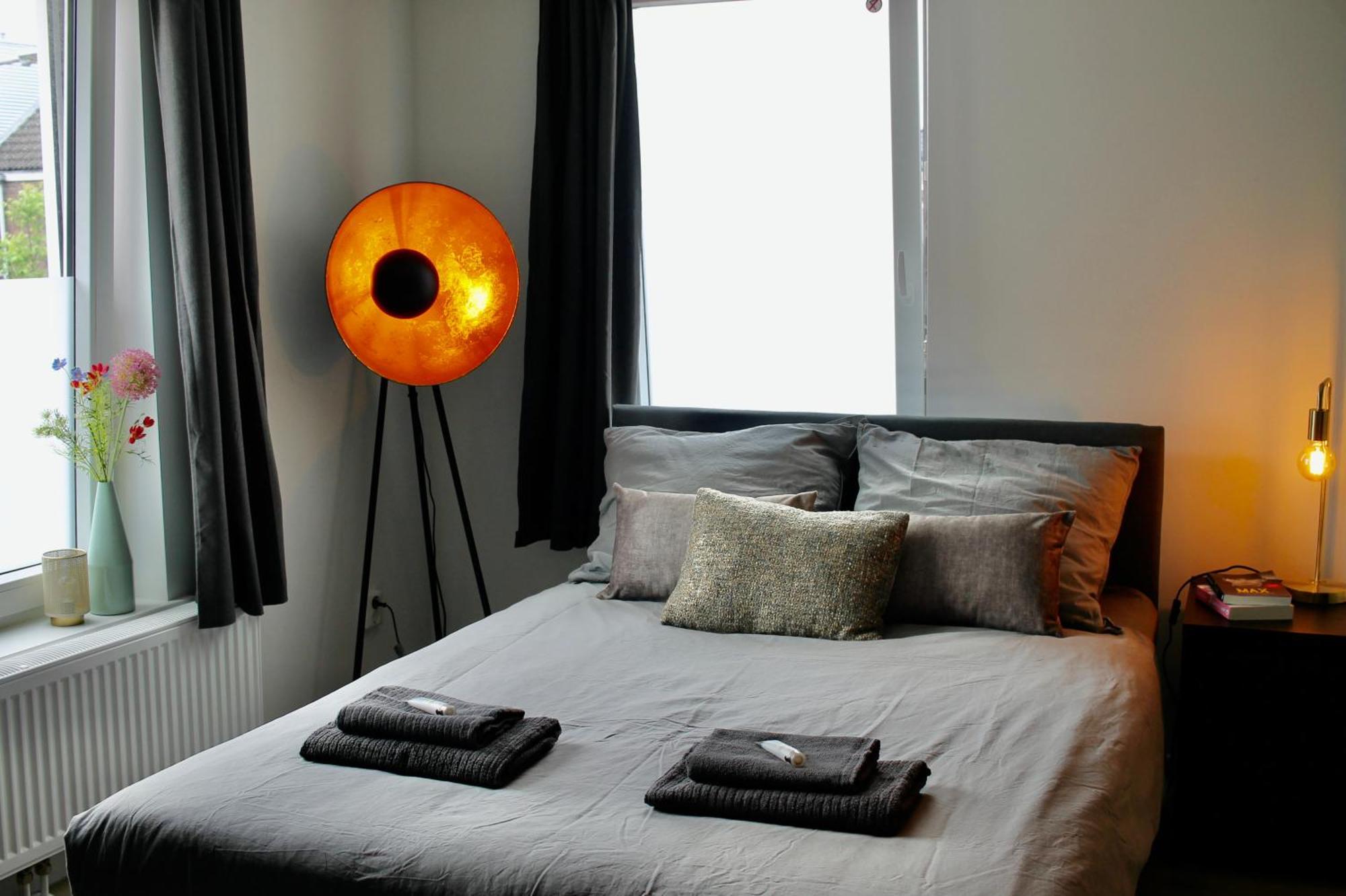 B&K Urban City Suites Tilburg Exterior photo