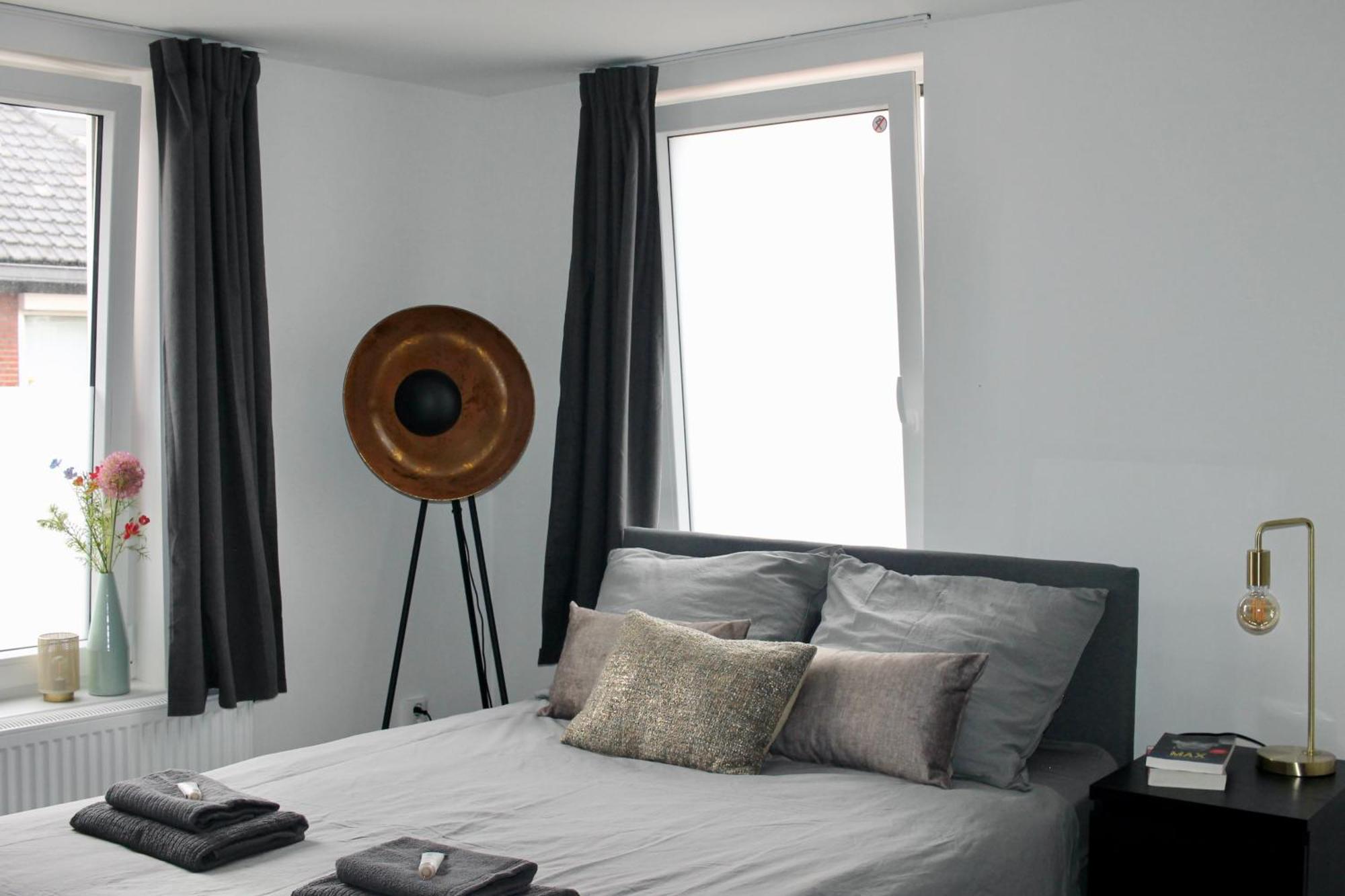 B&K Urban City Suites Tilburg Exterior photo