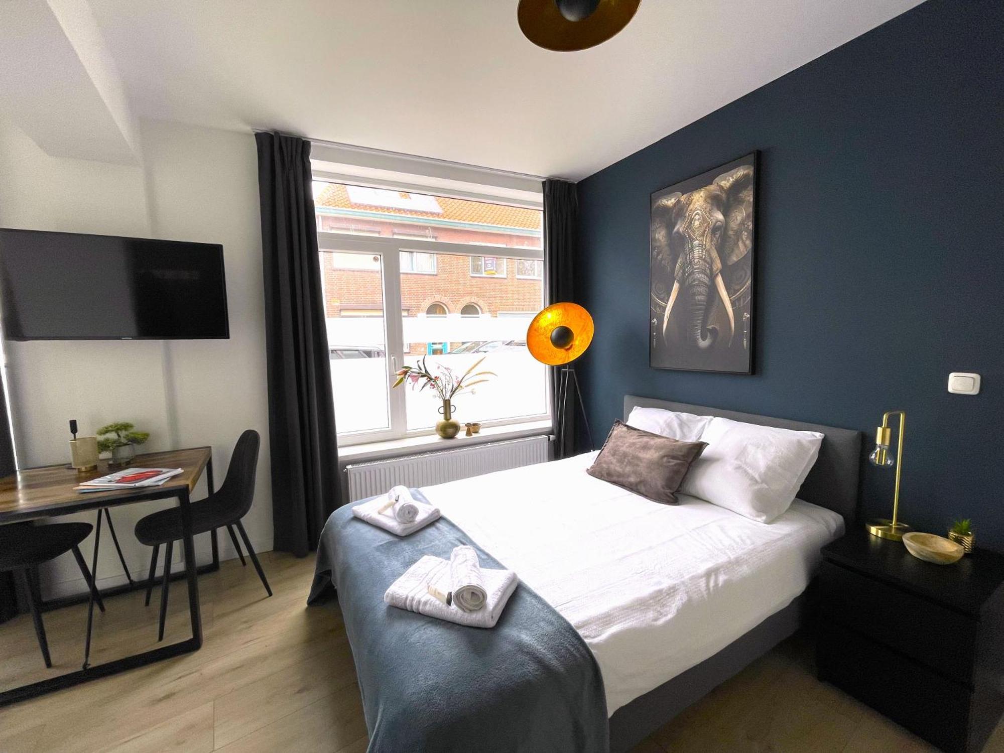 B&K Urban City Suites Tilburg Exterior photo