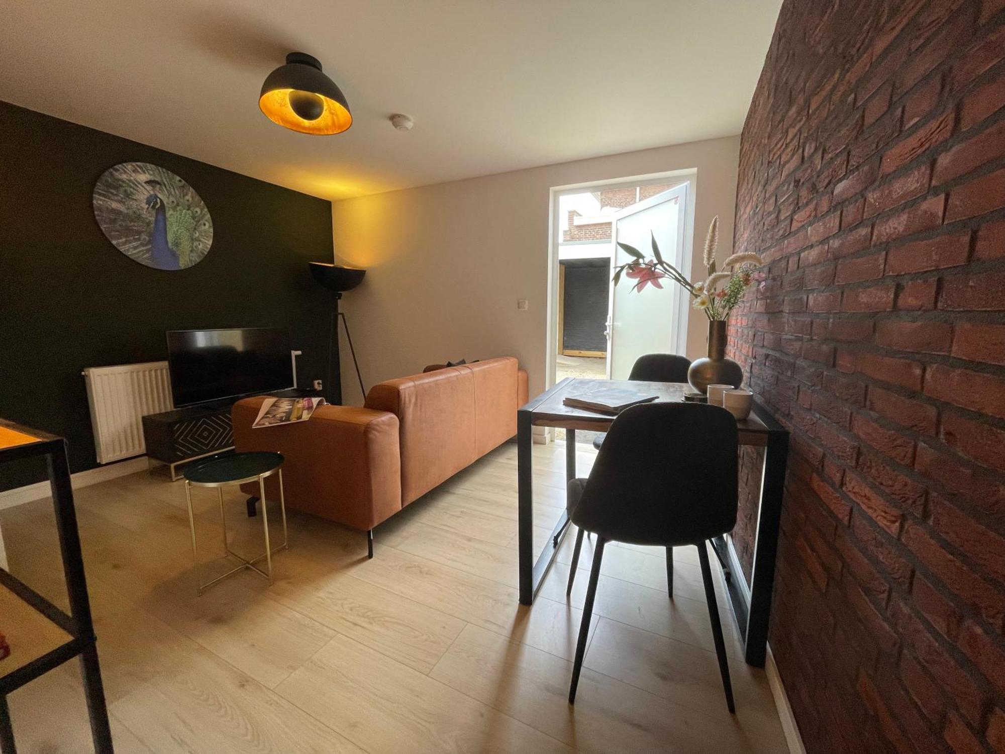 B&K Urban City Suites Tilburg Exterior photo
